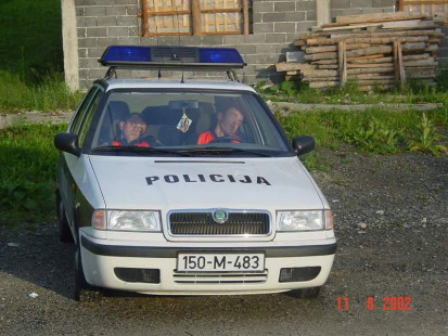 bihpolicijaspava.jpg