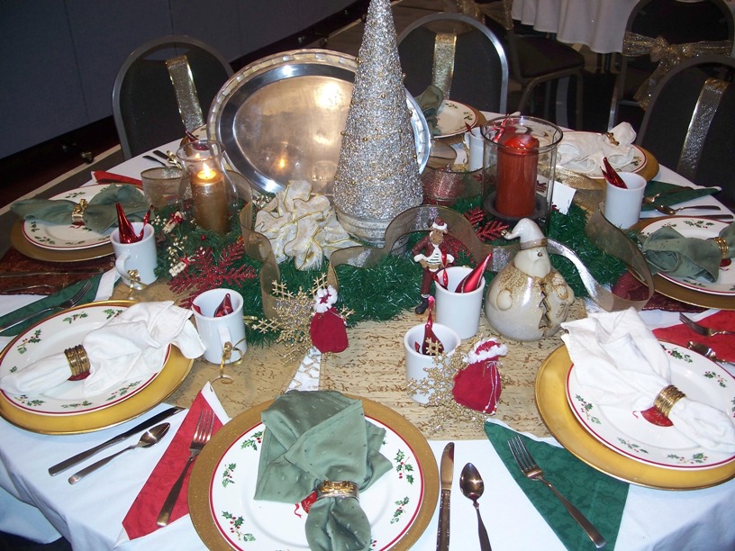 winter-holiday-table-1.jpg